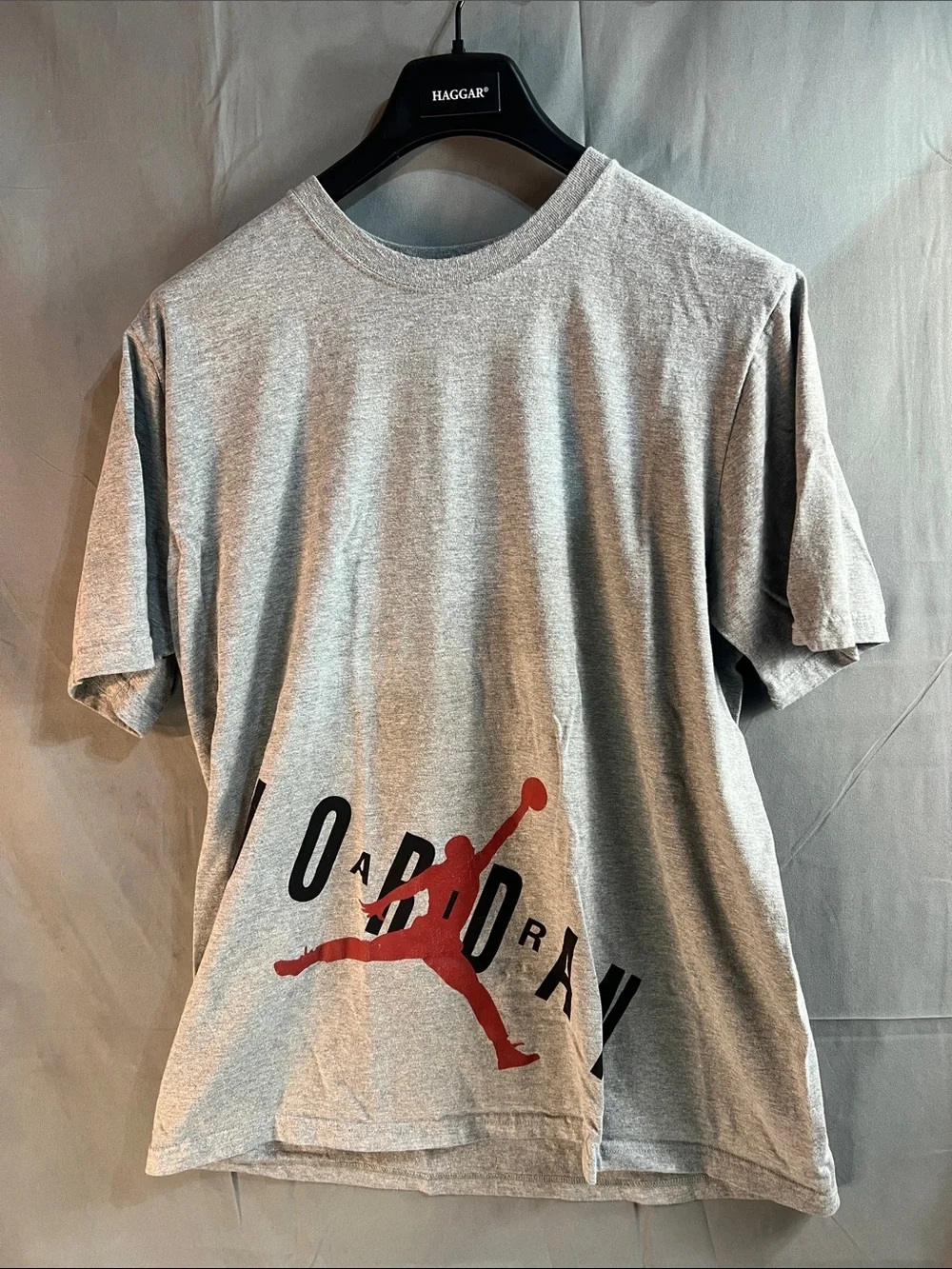 Jordan Gray Short-Sleeve Tee with Red Jumpman Graphic mens XL